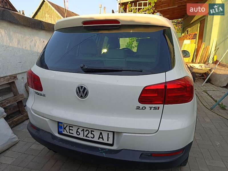 Внедорожник / Кроссовер Volkswagen Tiguan 2013 в Днепре