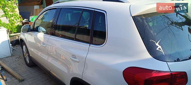 Внедорожник / Кроссовер Volkswagen Tiguan 2013 в Днепре