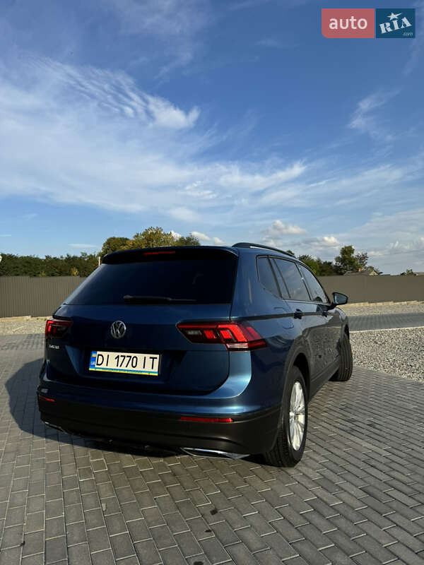 Внедорожник / Кроссовер Volkswagen Tiguan 2018 в Глыбокой