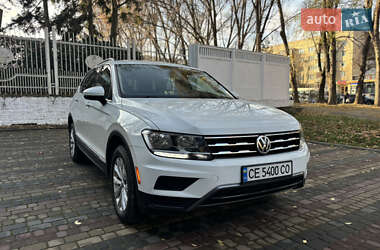 Позашляховик / Кросовер Volkswagen Tiguan 2018 в Чернівцях