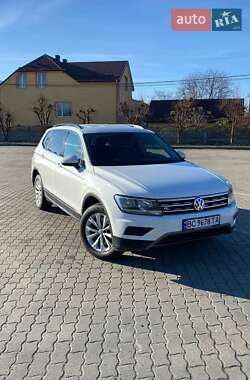 Позашляховик / Кросовер Volkswagen Tiguan 2018 в Городку