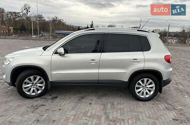 Внедорожник / Кроссовер Volkswagen Tiguan 2009 в Харькове