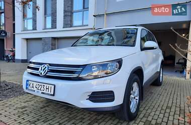 Volkswagen Tiguan 2015