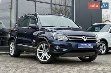 Внедорожник / Кроссовер Volkswagen Tiguan 2012 в Нововолынске