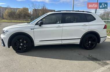 Внедорожник / Кроссовер Volkswagen Tiguan 2019 в Ивано-Франковске