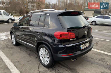 Внедорожник / Кроссовер Volkswagen Tiguan 2013 в Буче