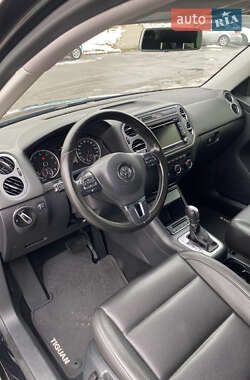 Внедорожник / Кроссовер Volkswagen Tiguan 2013 в Буче