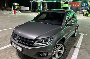 Внедорожник / Кроссовер Volkswagen Tiguan 2015 в Кременчуге