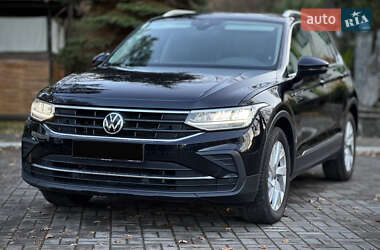 Volkswagen Tiguan 2021