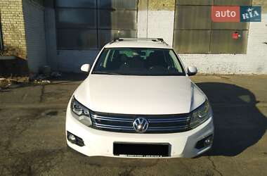 Внедорожник / Кроссовер Volkswagen Tiguan 2012 в Киеве