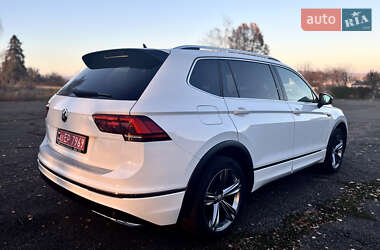 Позашляховик / Кросовер Volkswagen Tiguan 2019 в Чернівцях