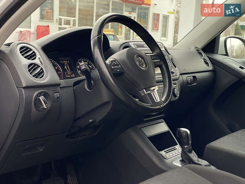 Позашляховик / Кросовер Volkswagen Tiguan 2014 в Миколаєві