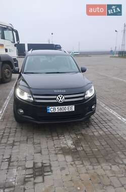 Внедорожник / Кроссовер Volkswagen Tiguan 2011 в Пирятине