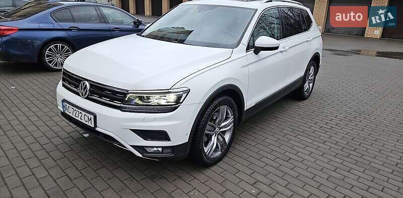 Внедорожник / Кроссовер Volkswagen Tiguan 2018 в Киеве