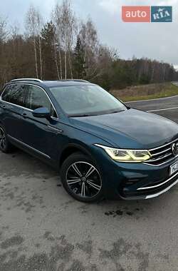 Внедорожник / Кроссовер Volkswagen Tiguan 2021 в Ковеле