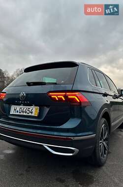 Внедорожник / Кроссовер Volkswagen Tiguan 2021 в Ковеле