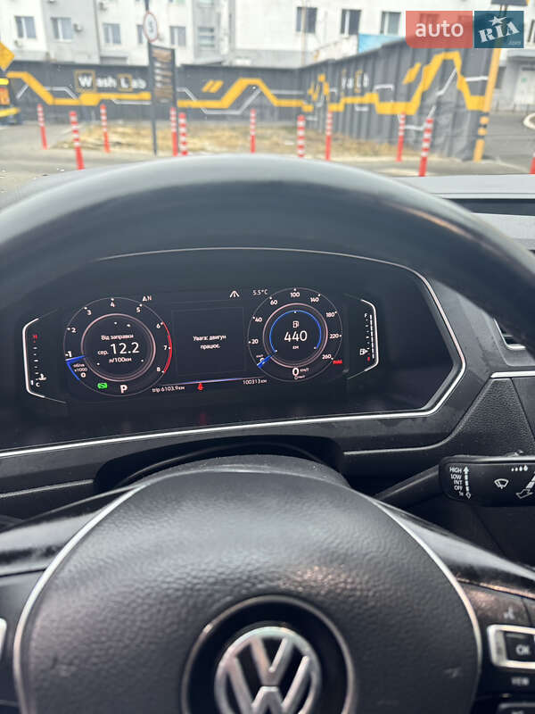 Внедорожник / Кроссовер Volkswagen Tiguan 2019 в Харькове