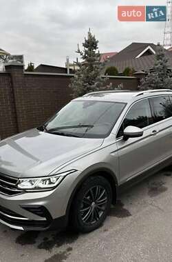 Volkswagen Tiguan 2021