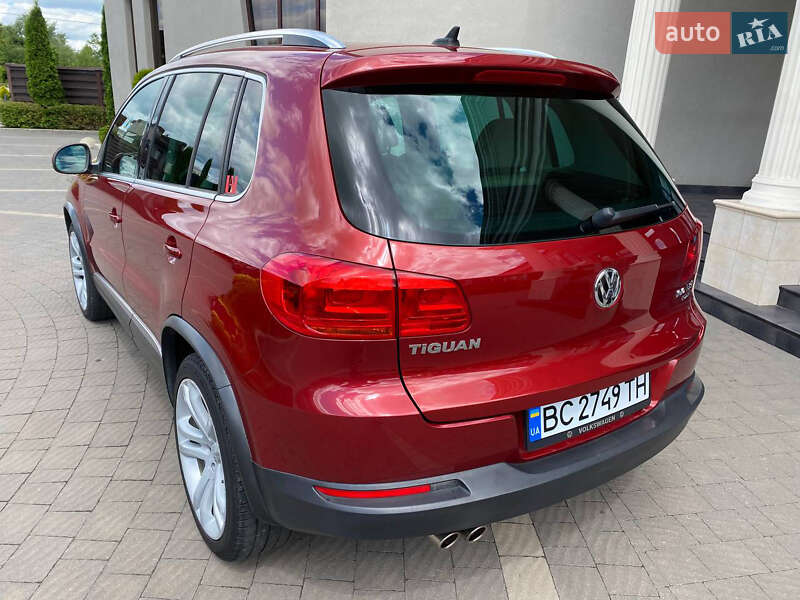 Внедорожник / Кроссовер Volkswagen Tiguan 2012 в Львове