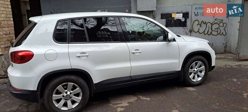 Volkswagen Tiguan 2014