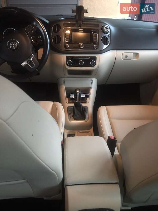 Внедорожник / Кроссовер Volkswagen Tiguan 2012 в Мукачево