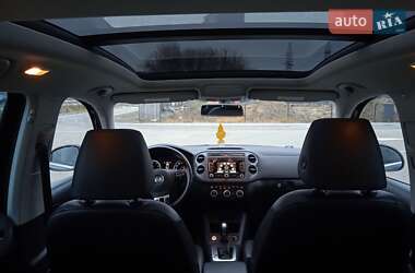 Внедорожник / Кроссовер Volkswagen Tiguan 2014 в 