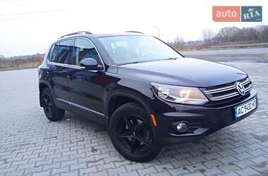 Внедорожник / Кроссовер Volkswagen Tiguan 2014 в 