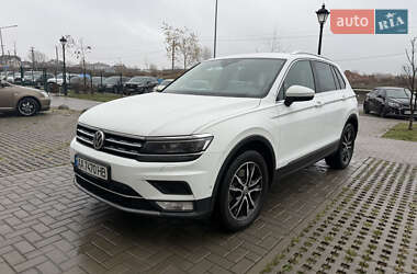 Позашляховик / Кросовер Volkswagen Tiguan 2017 в Києві