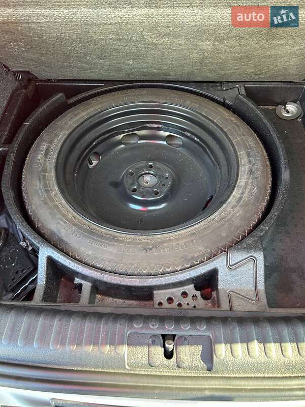 Внедорожник / Кроссовер Volkswagen Tiguan 2012 в Львове