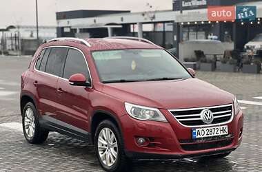 Внедорожник / Кроссовер Volkswagen Tiguan 2008 в Хусте