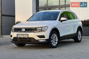 Позашляховик / Кросовер Volkswagen Tiguan 2017 в Ужгороді