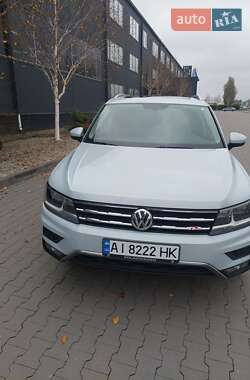 Позашляховик / Кросовер Volkswagen Tiguan 2017 в Білій Церкві