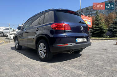 Позашляховик / Кросовер Volkswagen Tiguan 2015 в Львові