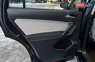 Внедорожник / Кроссовер Volkswagen Tiguan 2020 в 