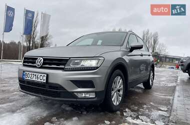 Внедорожник / Кроссовер Volkswagen Tiguan 2016 в Тернополе