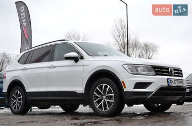 Внедорожник / Кроссовер Volkswagen Tiguan 2019 в Бердичеве