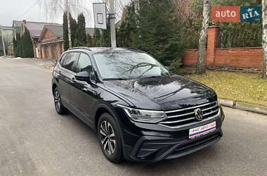 Позашляховик / Кросовер Volkswagen Tiguan 2023 в Києві