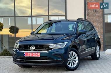 Внедорожник / Кроссовер Volkswagen Tiguan 2021 в Тернополе