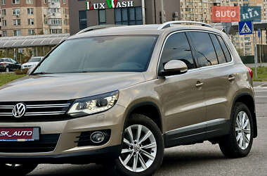 Внедорожник / Кроссовер Volkswagen Tiguan 2012 в Киеве