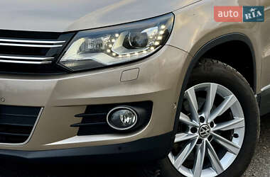 Внедорожник / Кроссовер Volkswagen Tiguan 2012 в Киеве