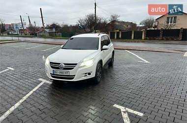 Позашляховик / Кросовер Volkswagen Tiguan 2009 в Хмельницькому