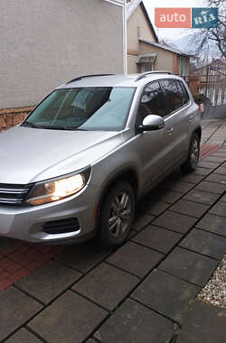 Позашляховик / Кросовер Volkswagen Tiguan 2015 в Хусті