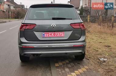 Внедорожник / Кроссовер Volkswagen Tiguan 2018 в Луцке