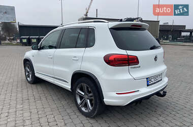 Позашляховик / Кросовер Volkswagen Tiguan 2015 в Львові