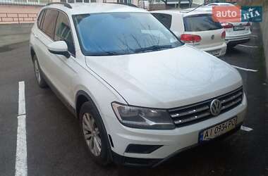 Позашляховик / Кросовер Volkswagen Tiguan 2017 в Києві