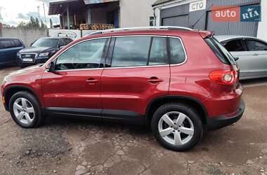 Внедорожник / Кроссовер Volkswagen Tiguan 2009 в Чернигове