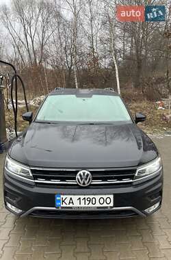 Внедорожник / Кроссовер Volkswagen Tiguan 2021 в Львове