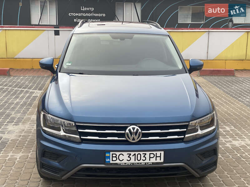 Внедорожник / Кроссовер Volkswagen Tiguan 2018 в Львове