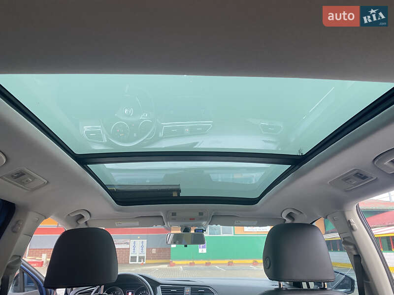 Внедорожник / Кроссовер Volkswagen Tiguan 2018 в Львове