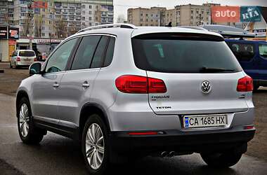 Позашляховик / Кросовер Volkswagen Tiguan 2015 в Черкасах